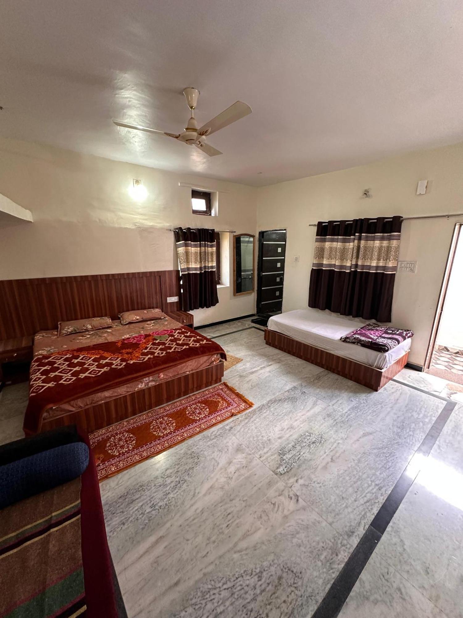 Laxmanji Villas Mount Âbû Extérieur photo