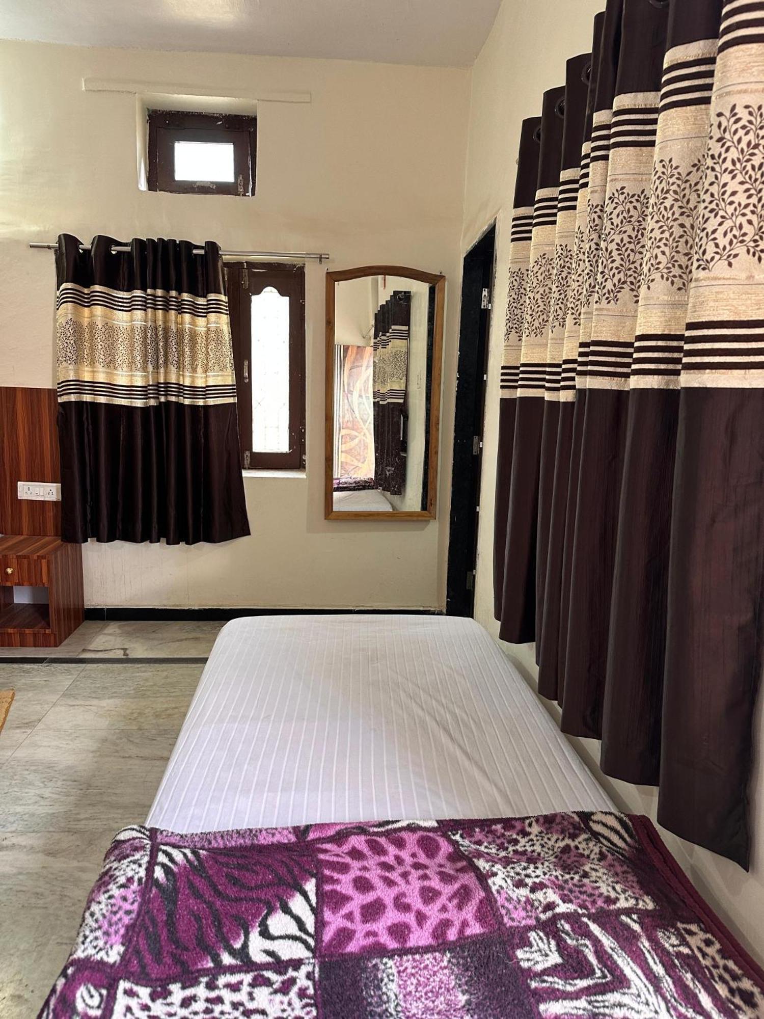 Laxmanji Villas Mount Âbû Extérieur photo